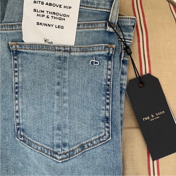 NWT rag & bone Cate Mid-Rise Skinny Thunderbird
Slim Fit Ankle Acid Indigo Jeans - Picture 14 of 16